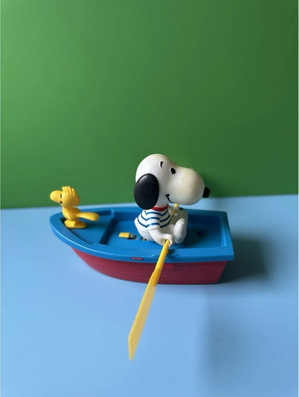 Vintage 1972 Rowing Snoopy Water Boat New In Box